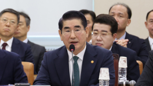 檢, 김용현 강제연행 시도…“불법수사” 조사 거부로 불발
