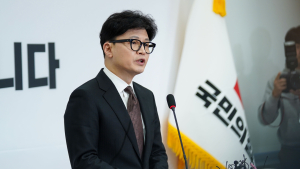 ‘민심’ 받든 당대표, 그를 밀어낸 여당…“명분 잃은 외통수”