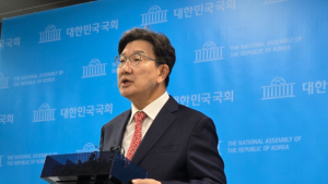 국민의힘, 오늘 비대위 전환 준비 의총 …권성동 “정해진 것 없어”