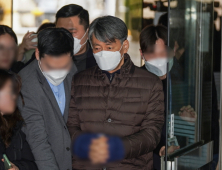 “李무죄선고 판사, 계엄 체포명단 있었다” 조지호 진술
