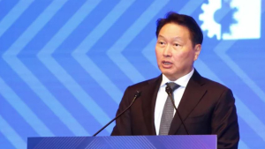최태원 “한국, 어려움 빠르게 극복할 것…경제는 정상 작동”