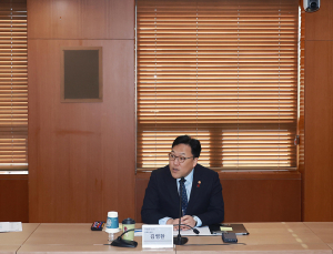 김병환 “기업 주주가치 존중 문화 확산, 밸류업 세제지원 재추진”
