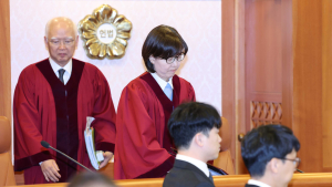 “尹 파면·옹위 세력 축출” 민주, ‘내란 진압’ 고삐