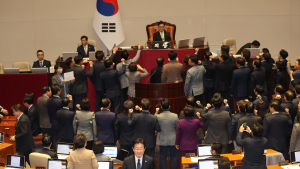 주진우 “이재명 미소 해명해야…헌재 ‘韓 탄핵’ 우선 판단 필요”