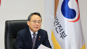고기동 행안장관 직무대행 “무안 항공기 사고, 인명구조 총력” 지시