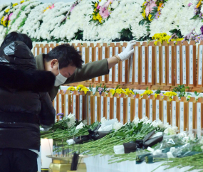 무안 제주항공 참사 ‘하루 종일 이어진 애도 물결’ 