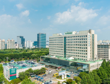 ‘자궁파열’ 고위험산모, 이대목동병원서 새해 세쌍둥이 출산