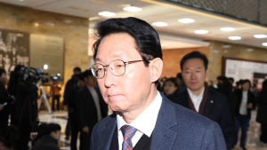 與, 다음주 ‘국정협의체 실무회동’ 제안…“민주당, 머리 맞대자”
