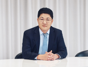 이병만 코스맥스 대표 “K뷰티 세계화 가속도, 중심으로 거듭날 것” [신년사]
