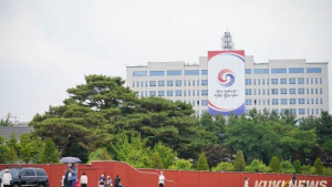 尹 법률대리인단 “공수처 영장, 경찰 일임 불가…법적 조치 할 것”