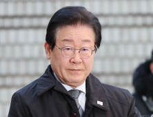 차기 대권주자 선호도, 與 ‘없음’·野 이재명…정당 지지율은 ‘팽팽’ [쿠키뉴스 여론조사]