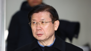 박종준 전 경호처장 14시간 경찰조사…“수사 성실 협조”