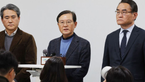 尹측, 탄핵 결론 이후로 체포 연기 요청…“파면 전 직권남용 기소 불가”