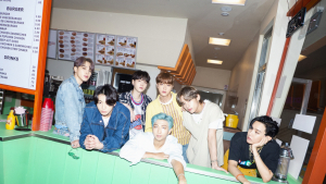BTS ‘다이너마이트’, 스포티파이 20억 스트리밍…K팝 최초