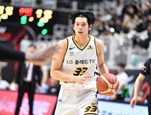 ‘아시아쿼터 최초’ LG 칼 타마요, 프로농구 3라운드 MVP 선정