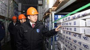 [포토] 이명구 관세청 차장, 부산 보세창고 현장점검