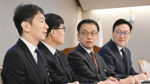 이복현 “F4 회의서 쪽지 논의 없었다…계엄 잘못됐다 생각”