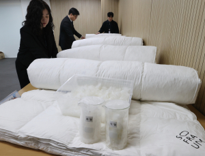 소비자원 “매트리스 토퍼도 거위털 비율 미달 상품 적발”