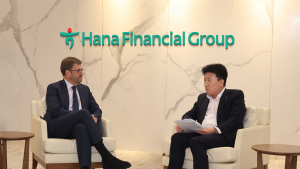 하나금융 함영주, 베인캐피탈 CEO 만나…“전략적 협업 확대”