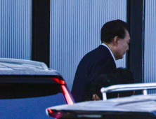 공수처, 尹 강제구인 실패…6시간만에 빈손 복귀