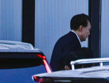 공수처, 尹 강제구인 3차 시도 불발...현장조사 거부