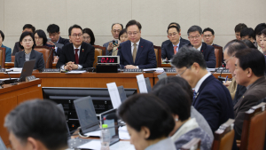 ‘코로나19 예방접종 피해보상 특별법’ 국회 복지위 통과