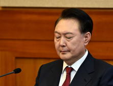 검찰, 尹 구속 연장 불허 대비…기소 준비 중