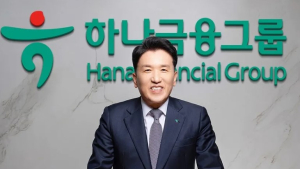 ‘샐러리맨 신화’ 함영주 회장, 3년 더 하나금융 이끈다
