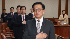 최상목, 내란특검 거부권…與 “법치 수호” vs 野 “책임 물을 것”