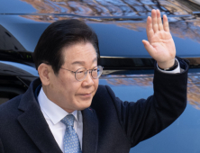 비명계의 이재명 견제…당에 득일까, 실일까