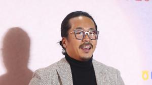 양익준, 폭행 혐의로 피소…‘고백’ 시사회 참석 예정대로