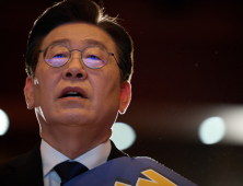 李 “대선 ‘누가’ 아닌 ‘승패’ 중요...비명계 챙겨야”