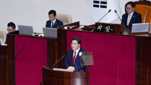 권성동, 교섭단체연설서 이재명 규탄…현안 문제 해결에 ‘개헌’ 강조