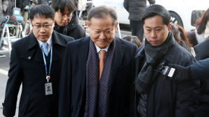 尹 7차 변론 나선 이상민 “단전·단수 쪽지 봤지만 ‘지시’ 없었다”