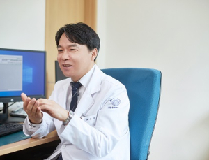 통증 없는 ‘탈장’, 수술 미뤄도 될까? [건강 나침반]