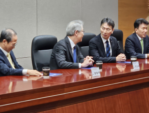 금감원·금융지주 “사외이사 교육, 지배구조 선진화 토대…밸류업 기여”