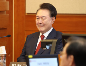 尹 측‚ 헌재에 법률 위반 항의…한덕수 증인으로 재차 요청