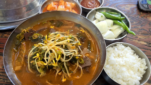 커피 한잔보다 싼 선지국밥의 비밀 [맛좋은 칼럼]
