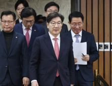 與 부정선거 특별법 발의 ‘성큼’…16명 찬성