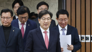 與 부정선거 특별법 발의 ‘성큼’…16명 찬성