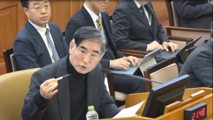 법원, 김용현 국방부장관 구속취소 청구 기각