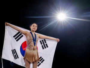 김연아 잇는다…‘동계 AG 金’ 김채연, 사대륙 피겨도 우승