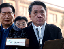 국회 측 “尹 복귀, ‘제2의 비상계엄 없다’ 누가 보장하나”