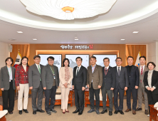 한·중 관계 해빙 기류...중과 협력 강화 [힘쎈충남 브리핑]