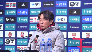 ‘상암 잔디’ 본 김기동 “잔디 얼어있어 선수들 부상 위험 높아”