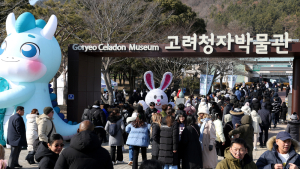 청자 첫마을 강진서 열린 청자축제 ‘대박’