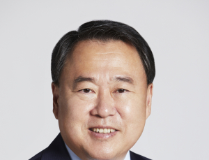 신한금융, 사외이사 2명 교체…9명 중 4명 여성, ‘업계 최고수준’