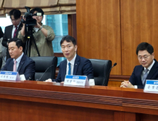 이복현 “국내 증권사, 글로벌 IB 비해 열세…단기 수익 그만”