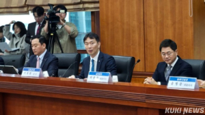 이복현 “ETF 점유율 경쟁, 과도한 측면 있어…이해충돌 봐야”
