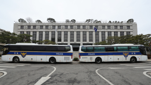 헌재 인근 학교 ‘학생 안전’ 비상…선고 당일 재량휴업 검토